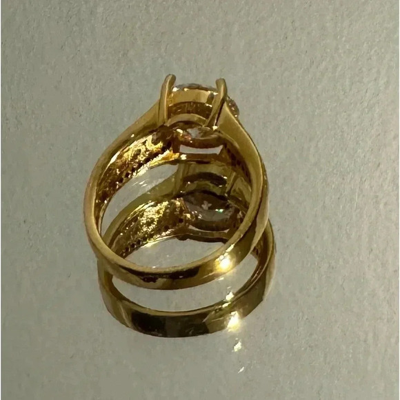 FREE🆕 Piatella ring, 2 carat round cut, side accents, 14k  yellow gold plated - Picture 6 of 16